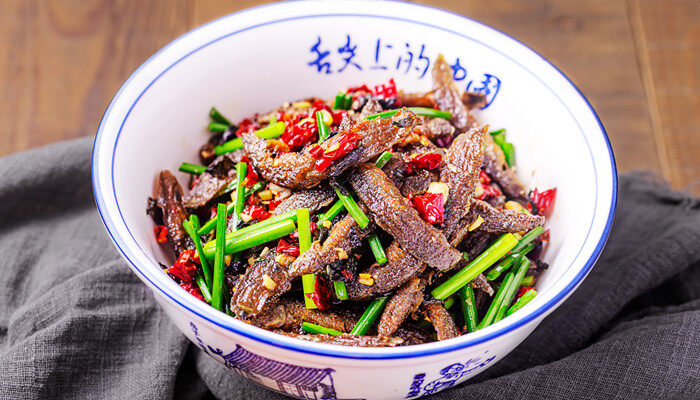 泥鳅喜欢吃什么饵料 泥鳅喜欢吃什么饵料