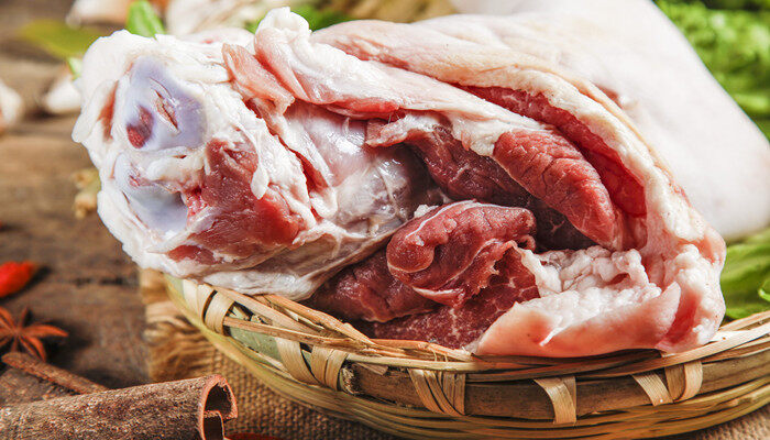 猪的料肉比一般多少 猪的料肉比一般多少