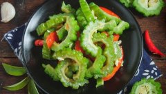 滑身苦瓜
